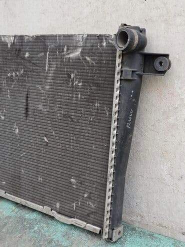 системы охлаждения кронштейны: Радиатор охлаждения двигателя BMW E28, 520i, 1986г.в. Оригинал BEHR — 5