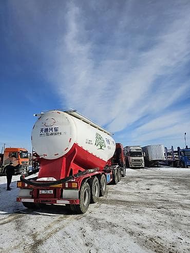 гоночный автомобиль: Тягач, 2019 г., Цистерна — 2