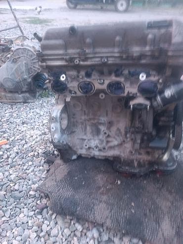 sprinter bazar: Nissan — 7