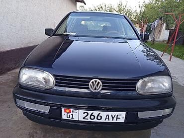 Продажа авто: Volkswagen Golf: 1992 г., 1.8 л, Механика, Бензин, Хэтчбэк — 3