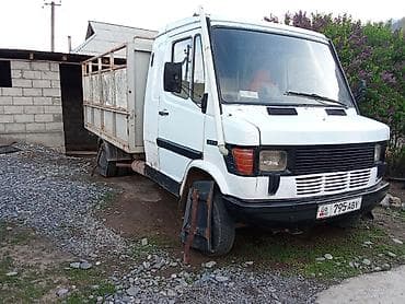 скотч с надписью: Легкий грузовик, Mercedes-Benz, 2 т, Б/у — 1