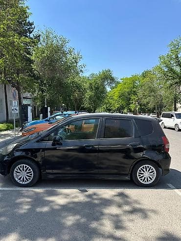 honda fit2: Honda Fit: 2003 г., 1.3 л, Вариатор, Бензин, Хэтчбэк — 3