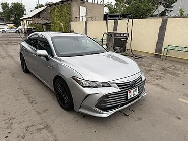 Toyota Avalon: 2019 г., 2.5 л, Вариатор, Гибрид, Седан