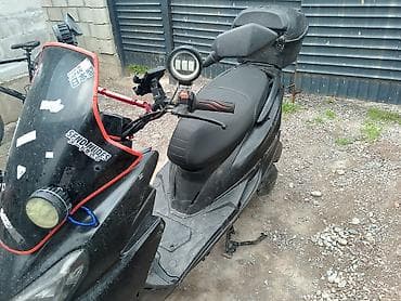 електр скутер: Макси-скутер Honda, 150 куб. см, Бензин — 6