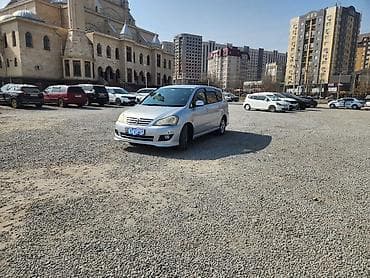 наускат тойота ипсум: Toyota Ipsum: 2004 г., Минивэн — 5