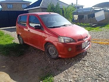 Voyah: Daihatsu YRV: 2002 г., 1.3 л, Механика, Бензин, Хэтчбэк — 3