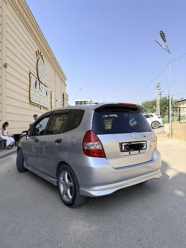 газель 4 4: Honda Jazz: 2003 г., 1.3 л, Автомат, Бензин, Хэтчбэк — 3