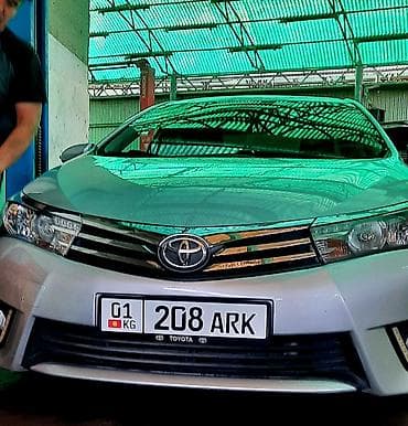 Toyota Corolla: 2015 г., 1.6 л, Вариатор, Бензин, Седан — 1