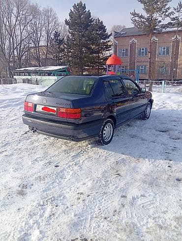 volkswagen 2019: Volkswagen Vento: 1993 г., 1.8 л, Механика, Бензин, Седан — 6