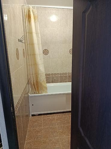 Недвижимость: 1 комната, 42 м², 106 серия улучшенная, Кок-Жар мкр 106 серия улучшенная, 5 этаж, Свежий ремонт — 7