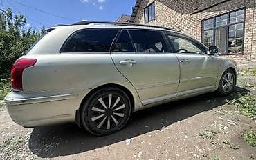 mini coper: Toyota Avensis: 2003 г., 2 л, Автомат, Универсал — 3