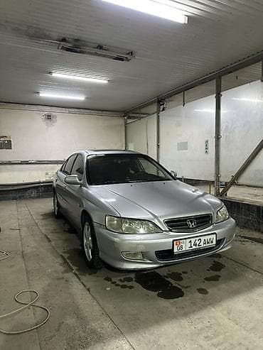 Honda Accord: 2001 г., 2.3 л, Механика, Газ, Седан — 2