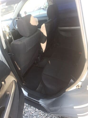 купить машину недорого автомат: Toyota ist: 2002 г., 1.3 л, Автомат, Бензиновая, Хэтчбэк — 9