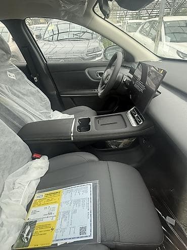 nio et9: Changan Qiyuan Q05: 2026 г., Электромобиль, Кроссовер — 5