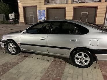Унаа: Toyota Avensis: 2002 г., 1.8 л, Автомат, Бензин, Лифтбек — 1