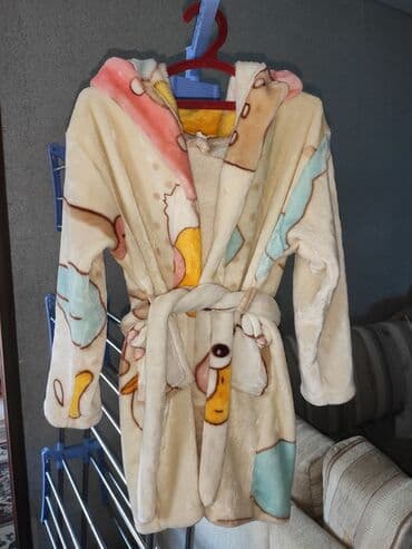 Детский халат 5 - 7л. Есть ещё синий at lalafo.kg Детский халат 5 - 7л. Есть ещё синий