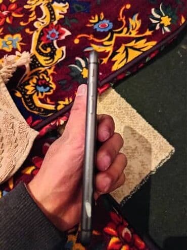 морозильники для дома: IPhone 11, Черный, 75 % — 4