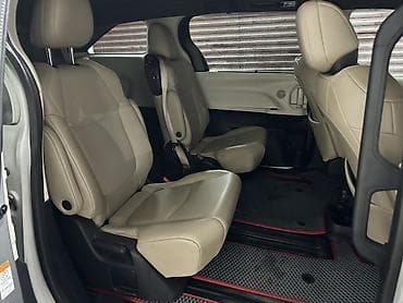 audi a8 d2: Toyota Sienna: 2021 г., 2.5 л, Автомат, Гибрид, Минивэн — 7