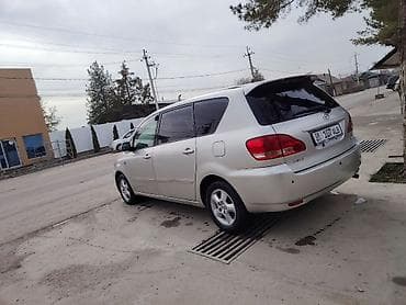 Toyota: Toyota Ipsum: 2002 г., 2.4 л, Автомат, Газ, Минивэн — 5