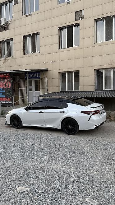 e2 byd: Toyota Camry: 2021 г., 2.5 л, Автомат, Бензин, Седан — 3