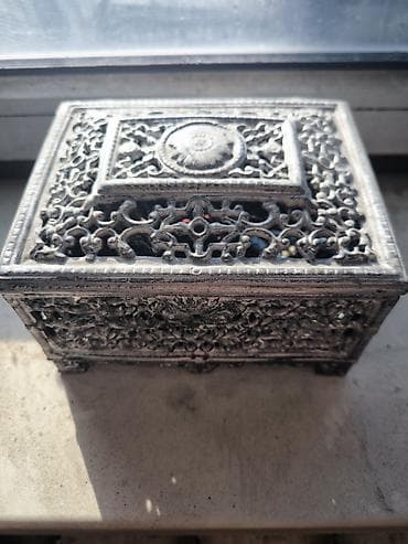 Декор и интерьер: Ажурная металлическая шкатулка/ларец в стиле литой ковки. - Материал — 1