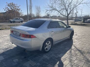 меняю дом на машину: Honda Accord: 2003 г., Седан — 3