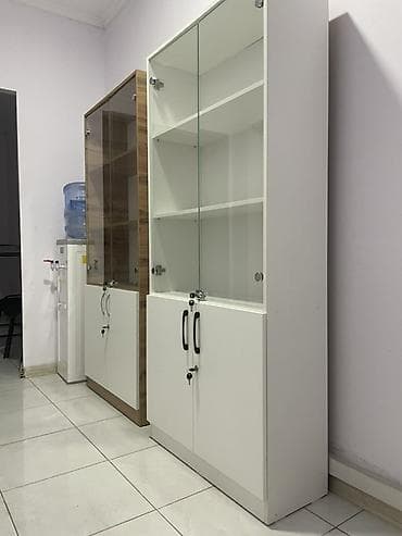 подставка под очки: Компактный книжный шкаф — Подходит для — Офисов салон красоты — 3