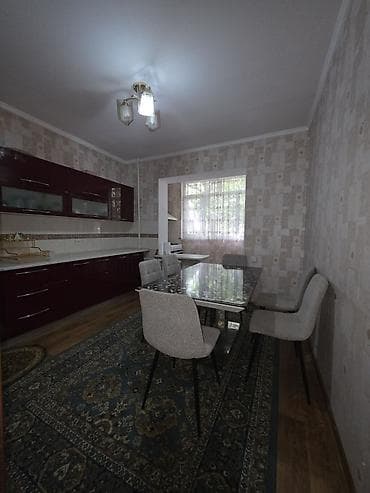 Үйлөр: Продаётся уютный 2-этажный дом в ж/м Учкун! Участок: 5 сотки Площадь — 3