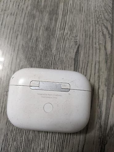 ipod touch: Беспроводные вкладыши наушники, Apple, Airpods 2, Б/у — 3