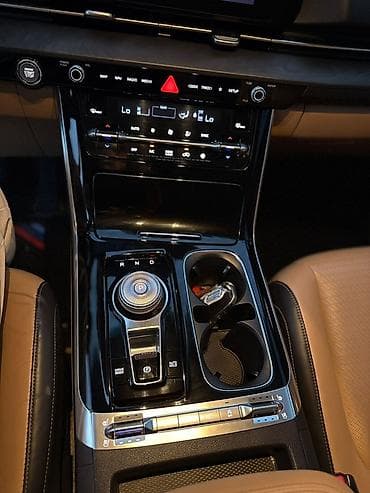 2020: Kia Carnival: 2020 г., 2.2 л, Робот, Дизель, Минивэн — 6