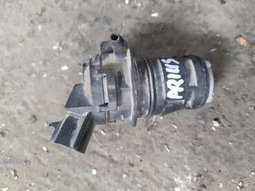 омыватель лобового стекла: Toyota Prius 20 моторчик омывателя, Тойота Приус 20 моторчик омывателя — 1