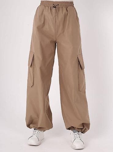 Футболки: Женские брюки-карго с широким прямым кроем. - Посадка: высокая, на — 3