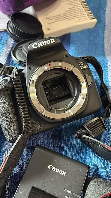 hero 11: Canon EOS 2000D Kit (EF-S 18–55mm III) Зеркальная камера начального — 4