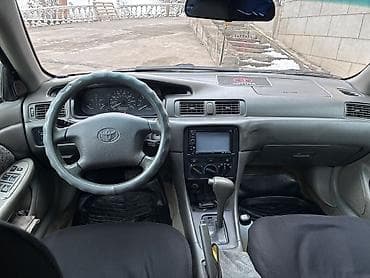 авто срочно продам: Toyota Camry: 2001 г., 2.2 л, Автомат, Бензин, Седан — 3