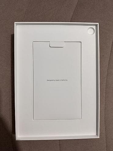 Планшеты: Планшет, Apple, память 64 ГБ, 10" - 11", Wi-Fi, Б/у, Классический цвет - Голубой — 9