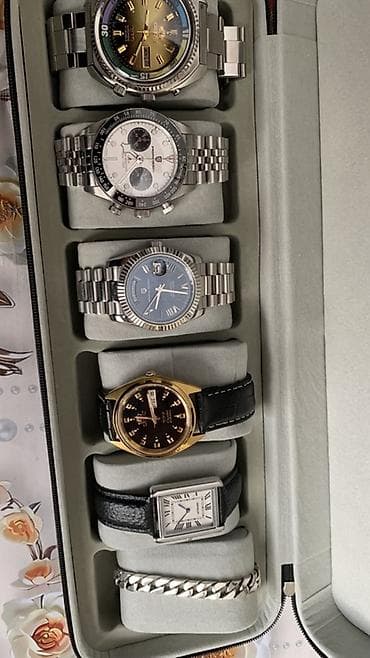 золотые часы бу: Коллекция наручных часов (5 штук) в футляре Состав набора: - Orient — 5