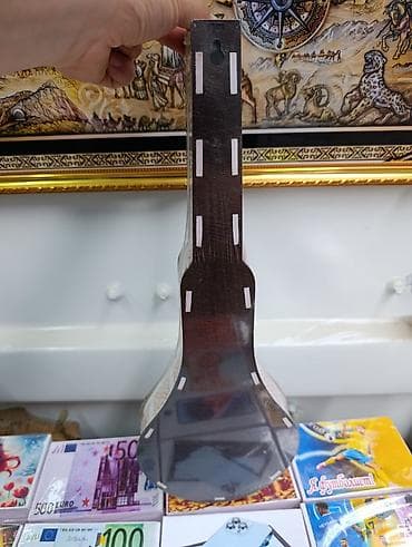 Акча чогултуучу кутулар: Копилка в форме Комуз - Тематический дизайн: корпус выполнен в виде — 6