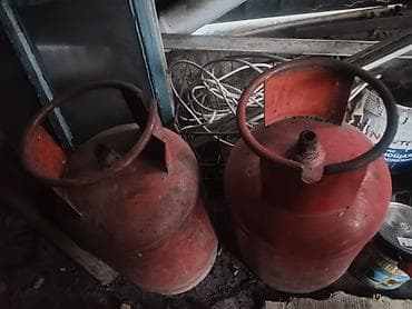 Газовые баллоны пропановые, классические красные, с защитными кольцами