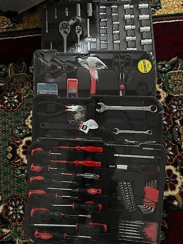 Набор ручного инструмента в чемодане (многофункциональный) Состав и