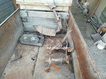 Транспорт: Мотоблок с прицепом и навесным оборудованием Комплектация: - Мотоблок — 3