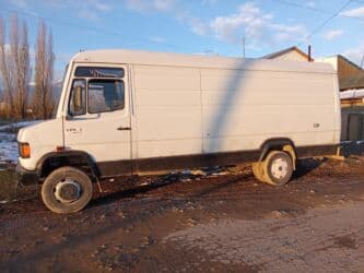 цена домкрата для легкового автомобиля: Mercedes-Benz : 1995 г., 4 л, Механика, Дизель, Фургон — 4