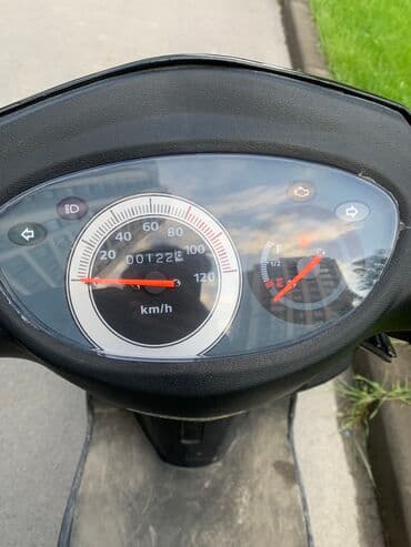 купить трехколесный электроскутер бу: Тип скутера 125 куб. см, Бензин, Новый — 4