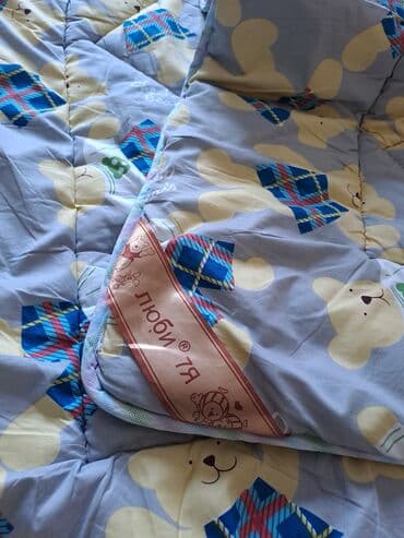 купить сумку шанель оригинал бу: Классическая миниатюрная б/у малышка, но вместимость отличная — 24