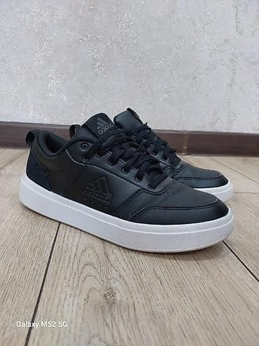 jordan 4: Кроссовки Adidas, ОРИГИНАЛ, р 40. В отличном состоянии. Коробка — 1