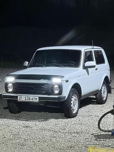 Унаа: ВАЗ (ЛАДА) 4x4 Niva: 2002 г., 1.7 л, Жол тандабас — 3