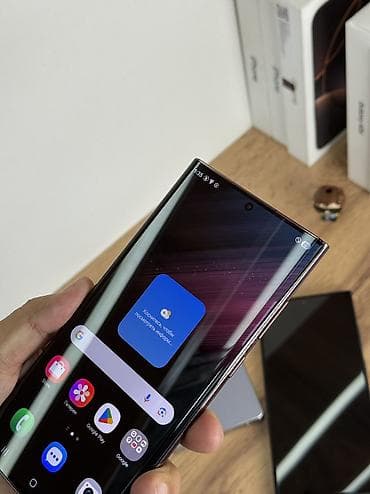 galaxy 22: Samsung Galaxy S22 Ultra, Б/у, 256 ГБ, цвет - Коричневый, 1 SIM — 5