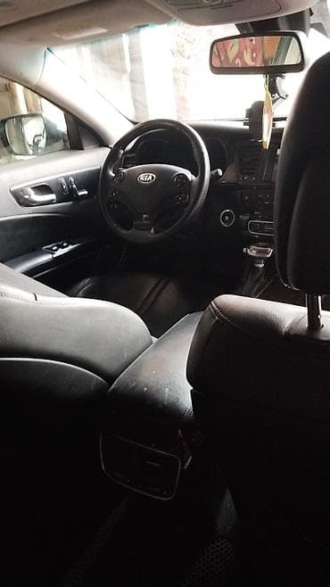 кузов на газ 66: КИА 9 седан 
2013 жыл
2000 пробег
4 ВД
объем 3 — 9