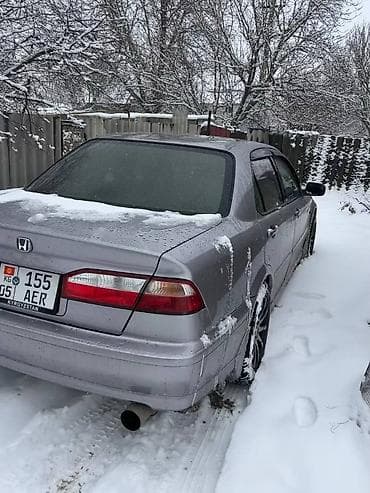 Скупка авто: Honda Accord: 2000 г., Седан — 5
