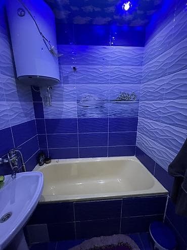 2 комнатный квартира суточный: 2 комнаты, 47 м², 105 серия, 2 этаж, Старый ремонт — 7