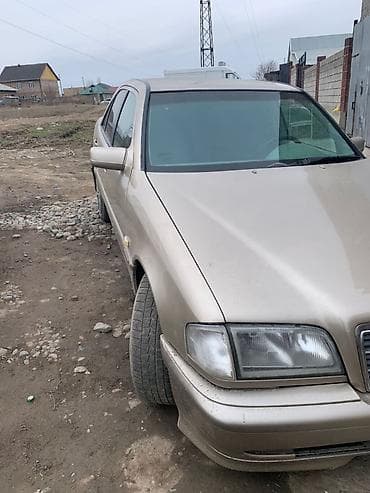 кулиса на ауди: Mercedes-Benz C-Class: 2001 г., 2.2 л, Дизель, Седан — 1